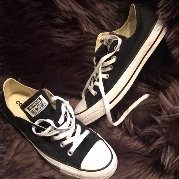 brand new converse shoes